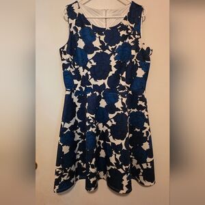 New York & Company Navy Floral Mini Dress